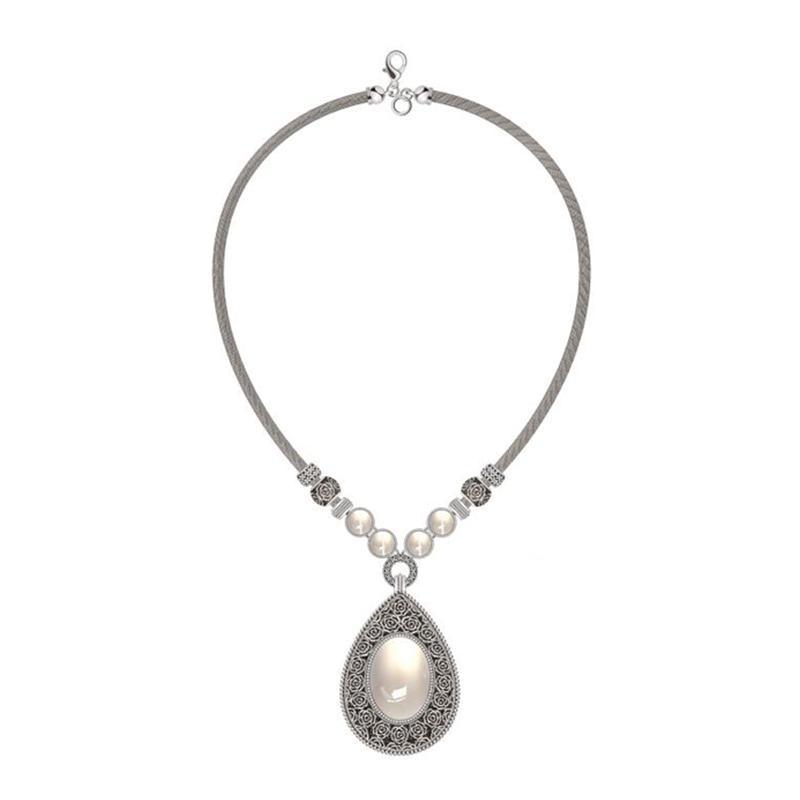 Niche Silver Jewelry Set with Gemstones