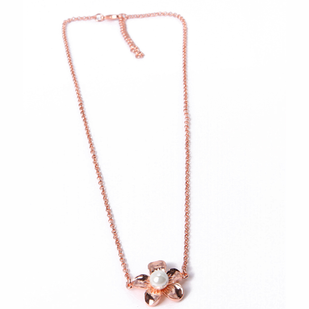 Fashion Jewelry Gold Pearl Pendant Necklace with Flower