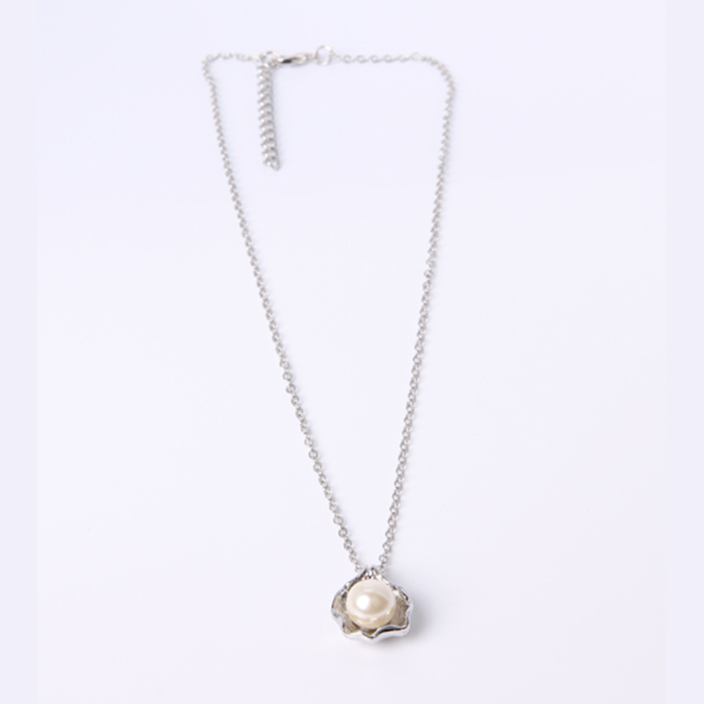 New Product Fashion Jewellery Moon Alloy Pendant Necklace