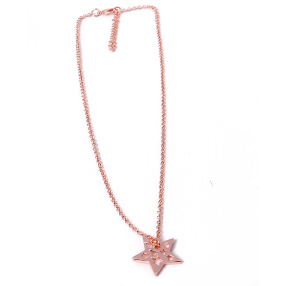 Universal Fashion Jewelry Gold Hollow Star Pendant Necklace