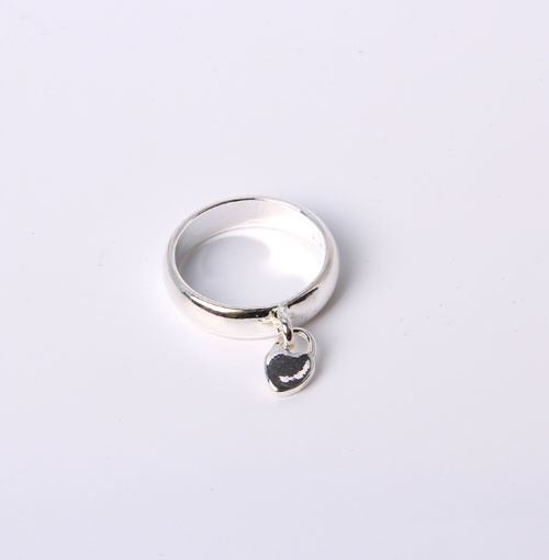 Simple Style Jewelry Ring Silver Plated with Heart Charm